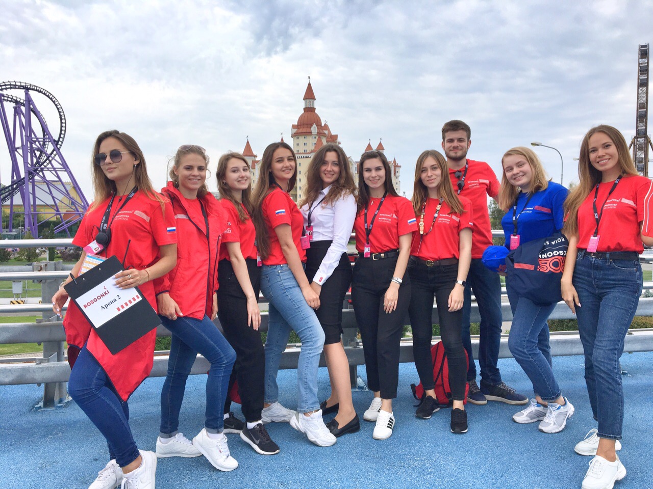 Первая волонтерская организация. Формула 1 Азербайджан 2022 волонтеры. Формула 1 Сочи волонтеры. Волонтеры на формуле 1 в Азербайджане. Формула 1 волонтеры.